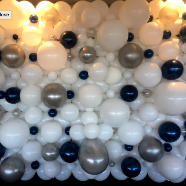 Balloon Wall Organic on the Frame